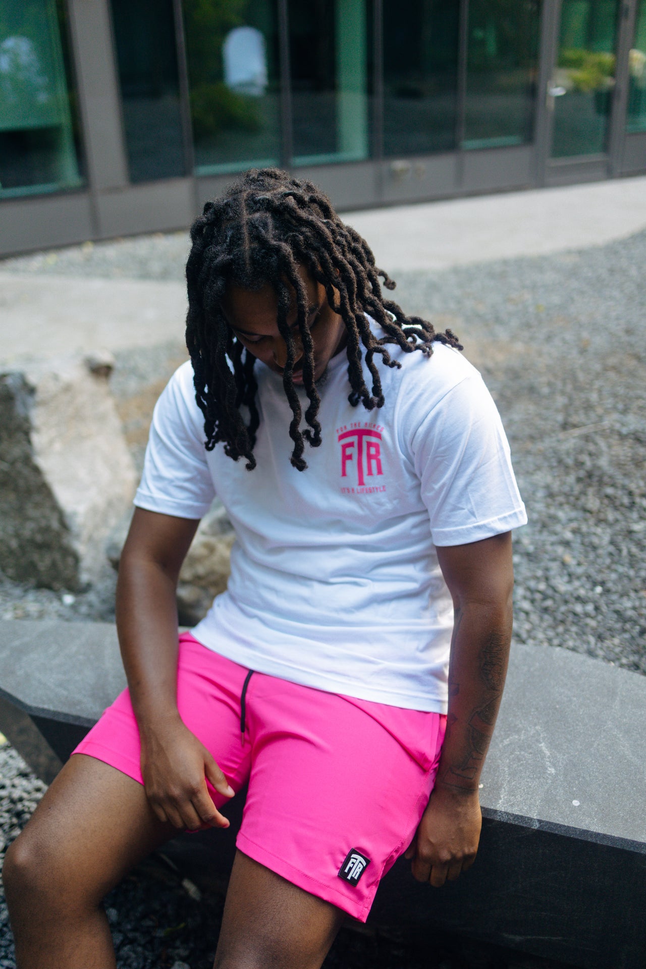 FTR ‘ACROSS THE WORLD’ WHITE TEE (PINK)