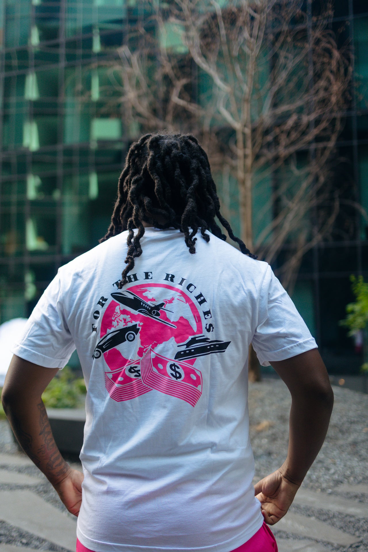 FTR ‘ACROSS THE WORLD’ WHITE TEE (PINK)